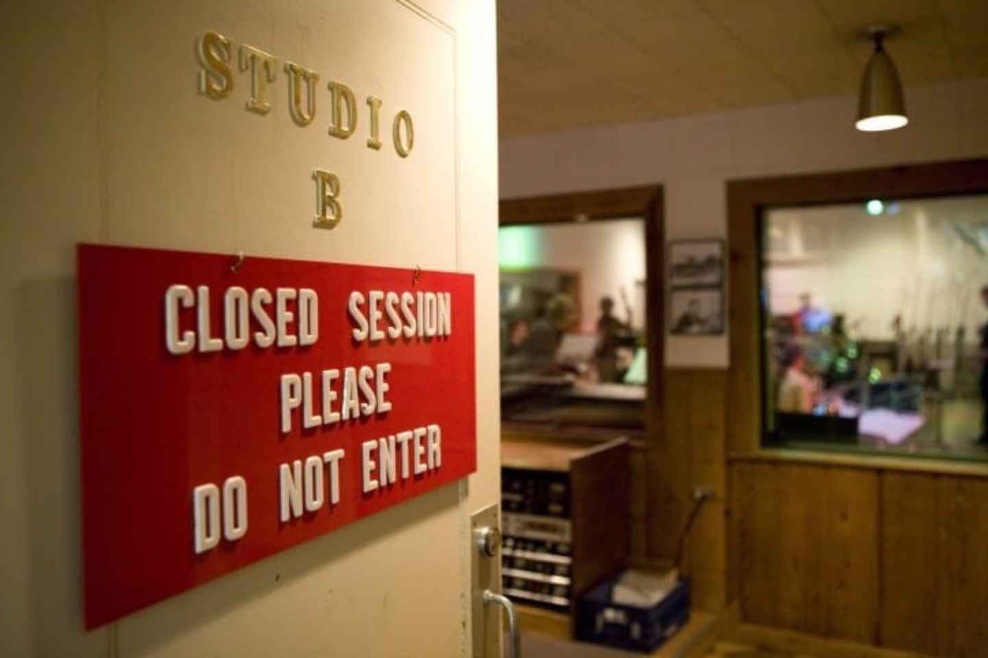 Nashville: RCA Studio B & Country Music Hall of Fame Combo thumbnail