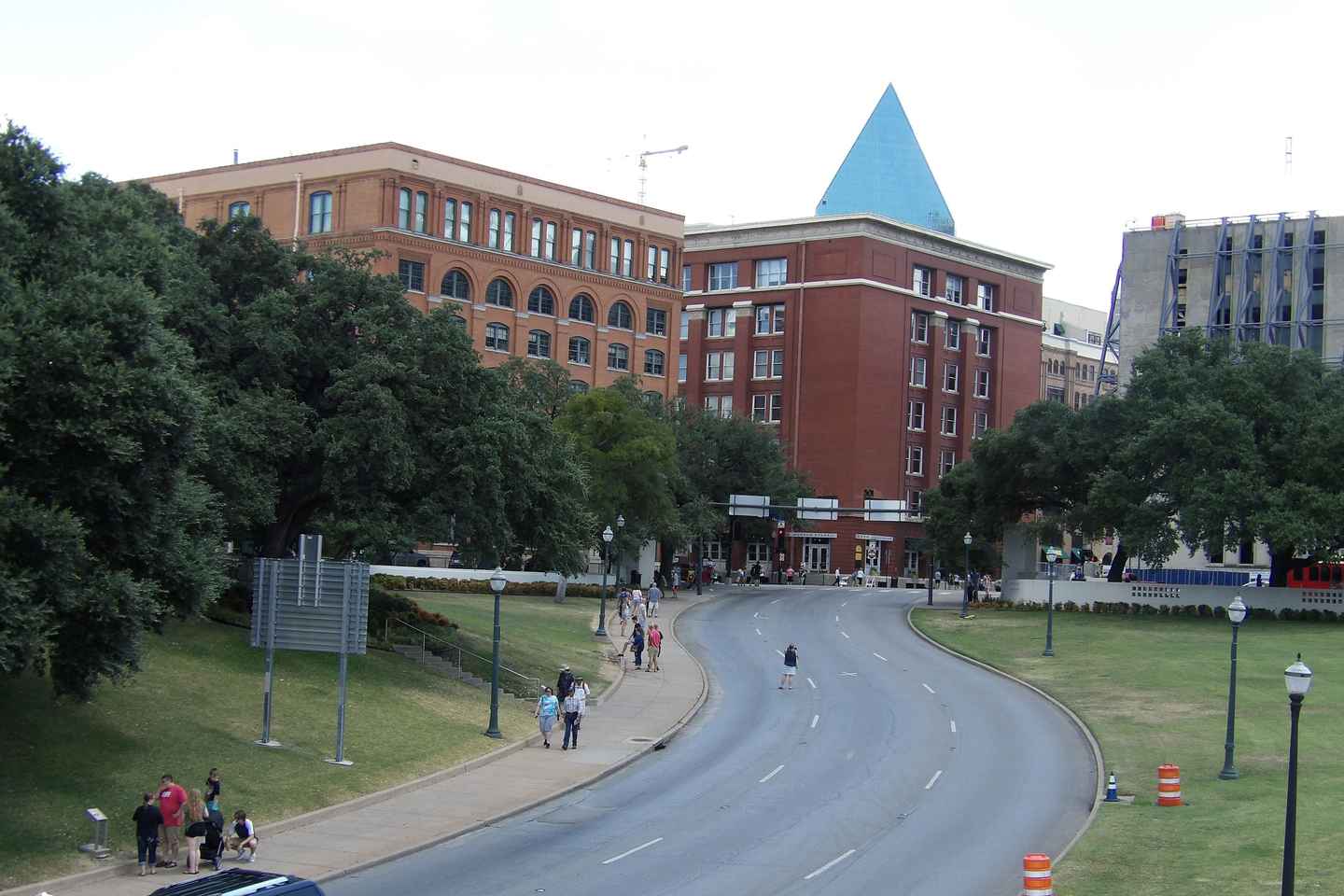 Dallas: JFK Assassination Highlights Walking Tour thumbnail