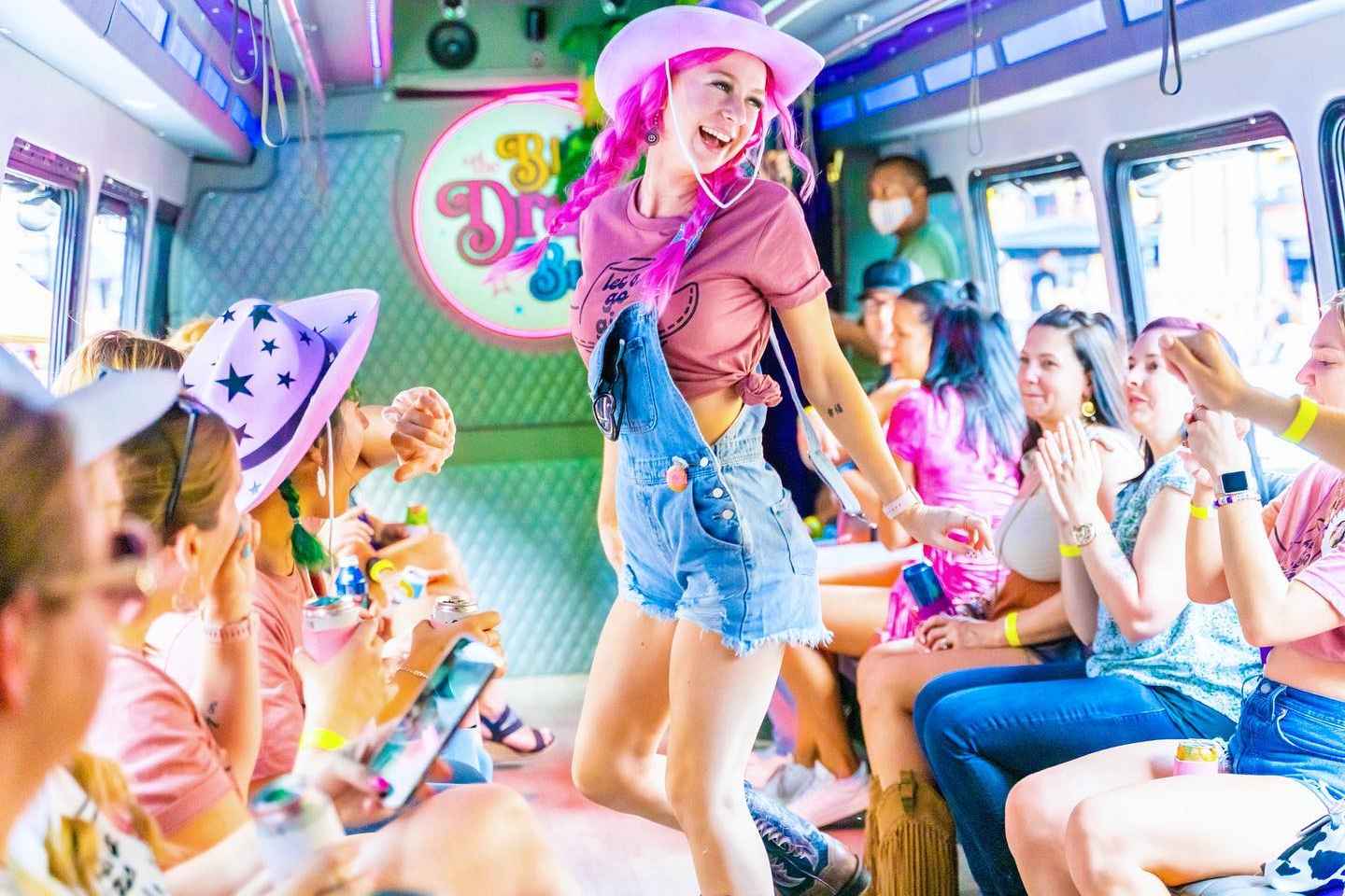 Nashville: Drag Queen Party Bus Tour with Games & Drag Show thumbnail